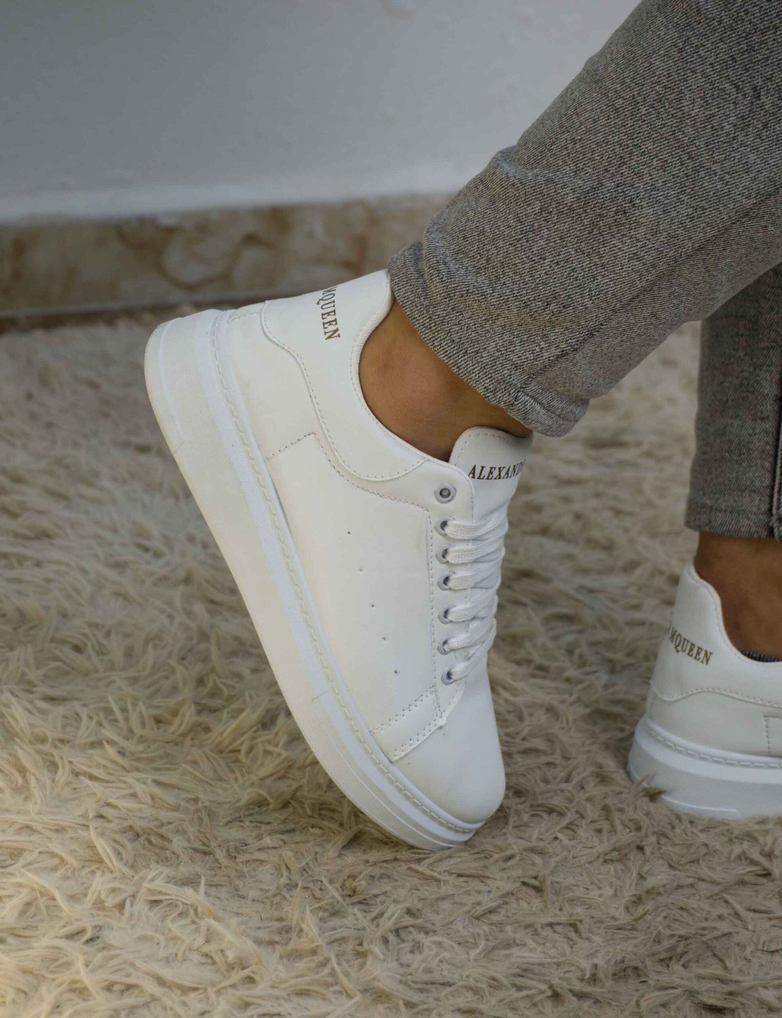 Alexander McQueen Ultra good™ - Image 2