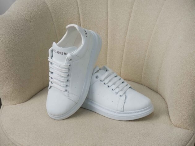 Alexander McQueen Ultra good™