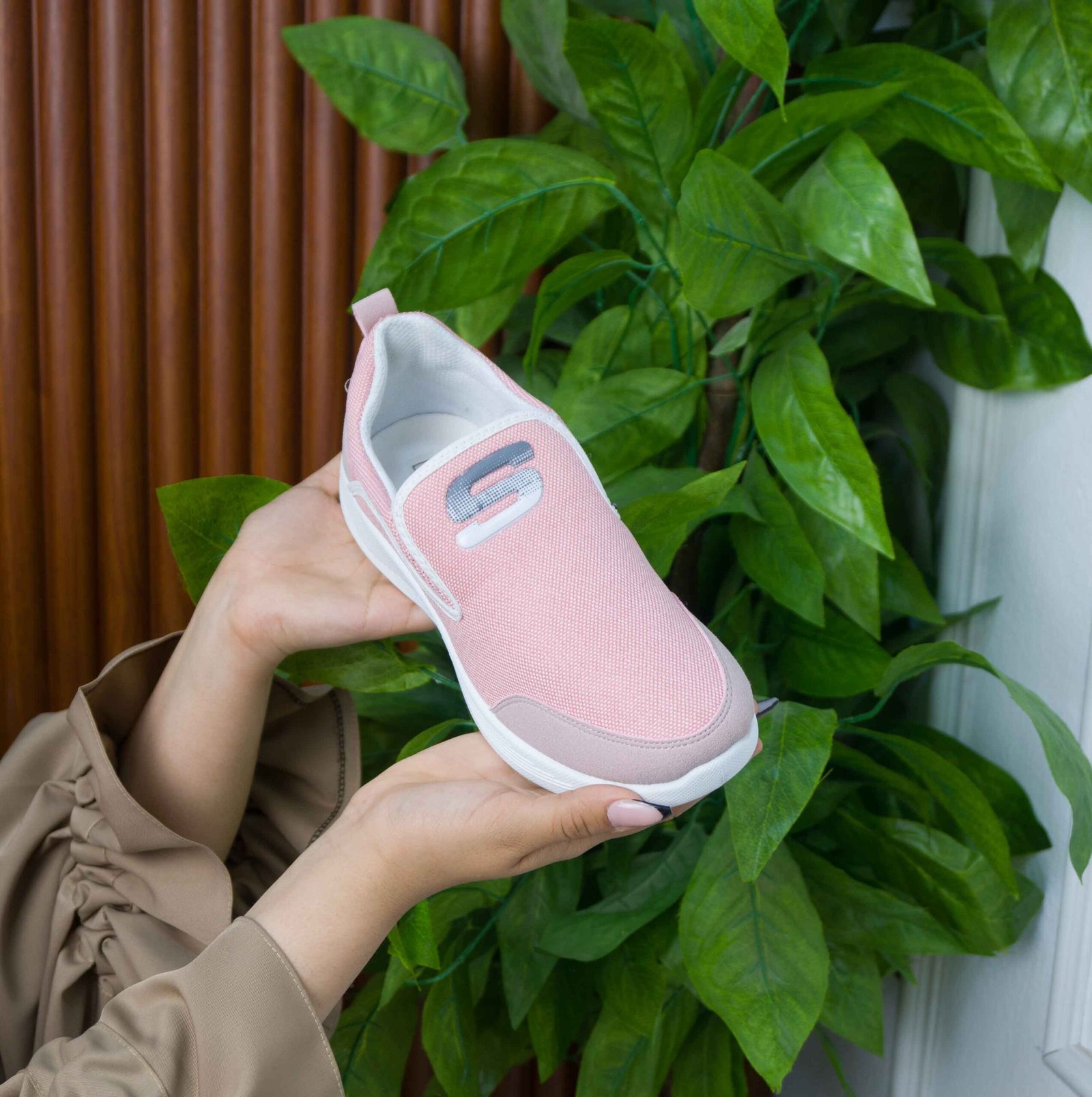 Skechers Femme Premium™ - Image 8